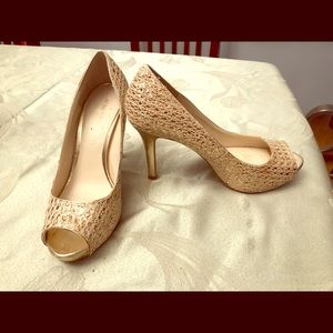 Quillas Peep Toe Canvas Heel